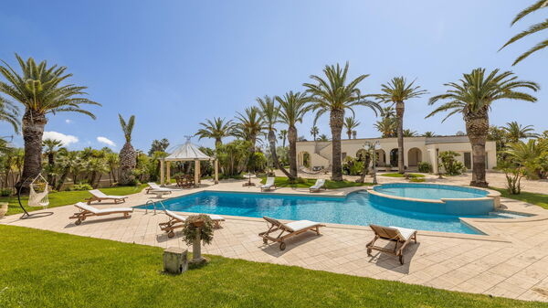 Villa Oasi di Pace: Buitenkanten, Buitenshuis, Tuin, zwembad