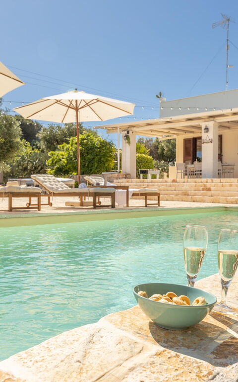 Villa Lampu Di Luce: Buitenkanten, Buitenshuis, zwembad