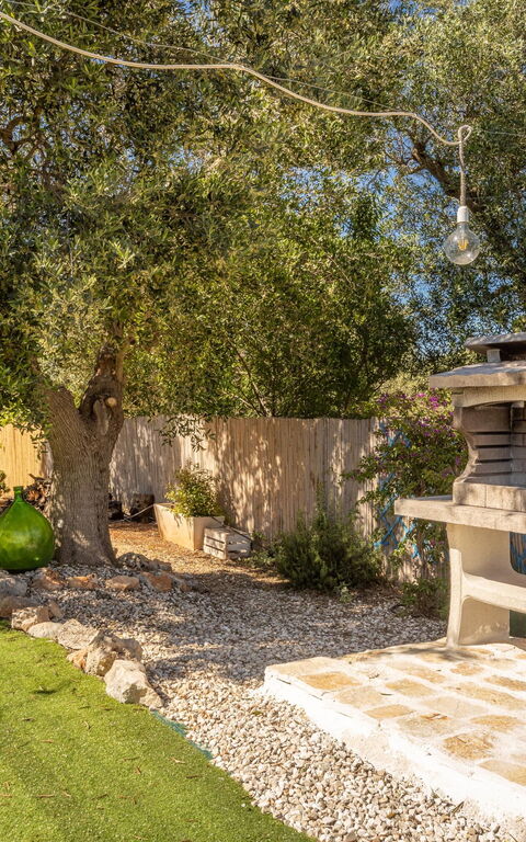 Villa Lampu Di Luce: Buitenkanten, Buitenshuis, Tuin