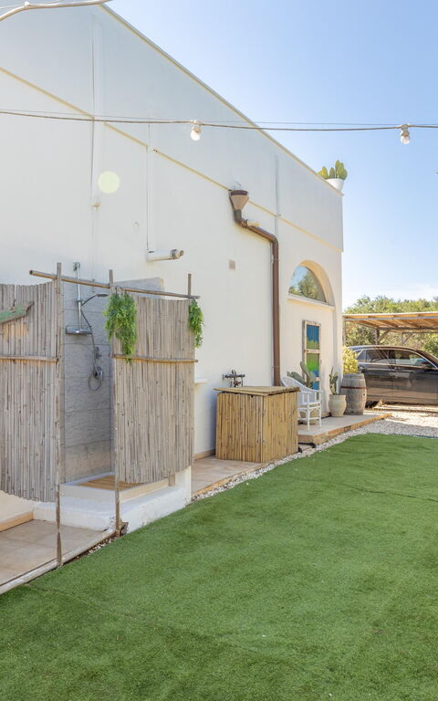 Villa Lampu Di Luce: Buitenkanten, Buitenshuis, Tuin