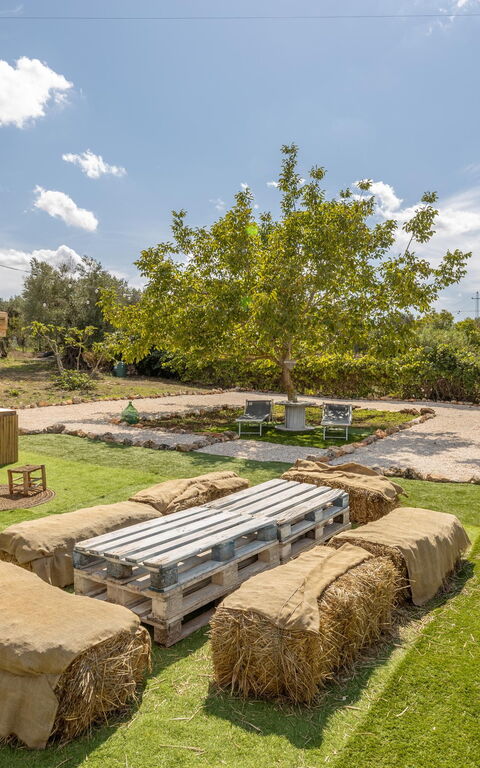 Villa Lampu Di Luce: Buitenkanten, Buitenshuis, Tuin