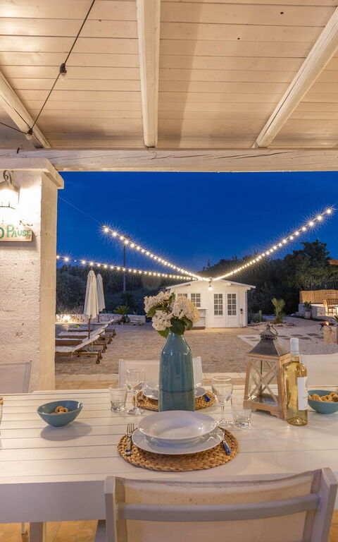 Villa Lampu Di Luce: Balkon / terras / patio, Buitenkanten, Buitenshuis, zwembad