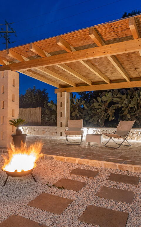 Villa Lampu Di Luce: Balkon / terras / patio, Buitenkanten, Buitenshuis