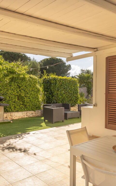 Villa Lampu Di Luce: Balkon / terras / patio, Buitenshuis, Tuin