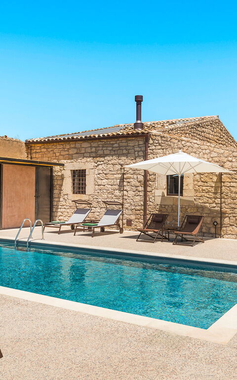 Dimora Spinazzella: Buitenkanten, Buitenshuis, zwembad