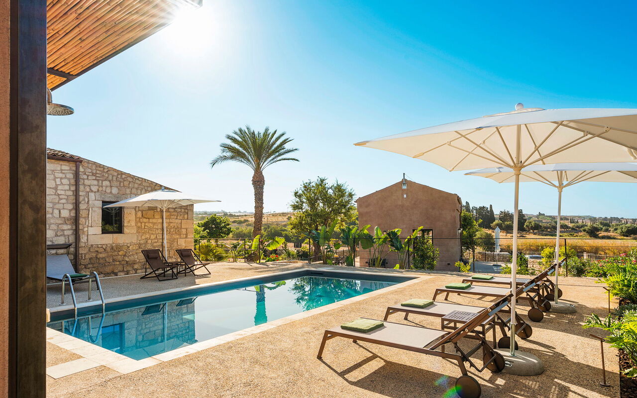 Dimora Spinazzella: Buitenkanten, Buitenshuis, zwembad