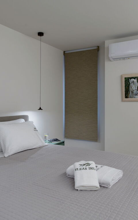 Villa Eleas Ikos: slaapkamer