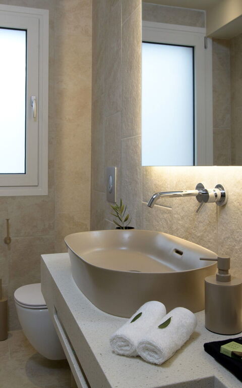 Villa Eleas Ikos: Badkamer