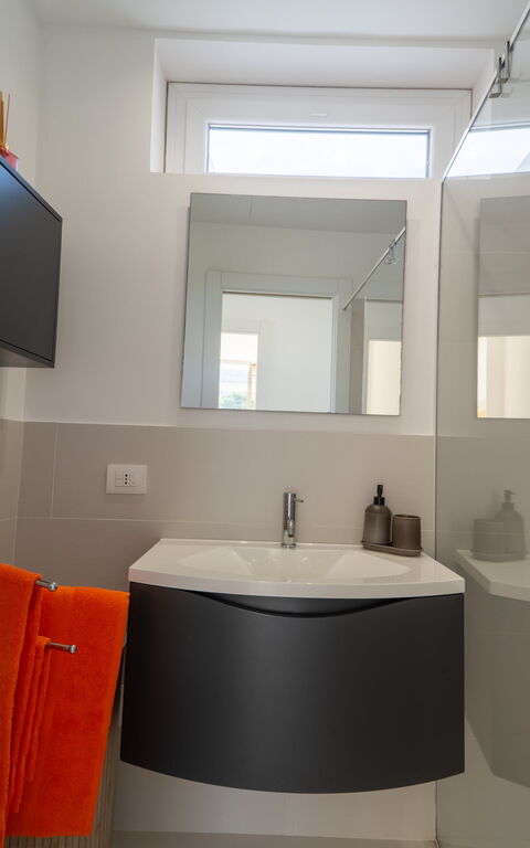 Villa Pizzolungo: Badkamer