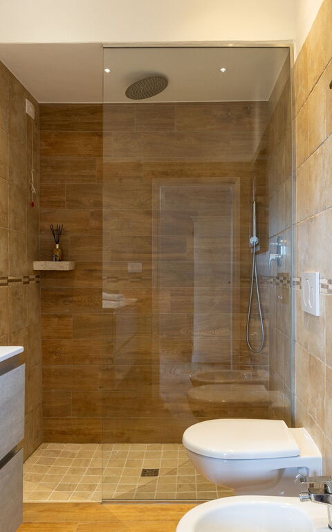 Villa Anna: Badkamer