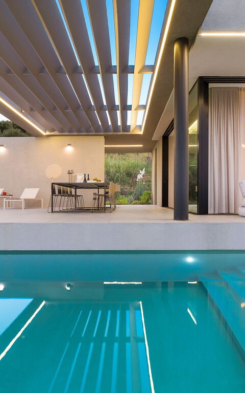 Villa Calypso: Buitenkanten, Buitenshuis, zwembad