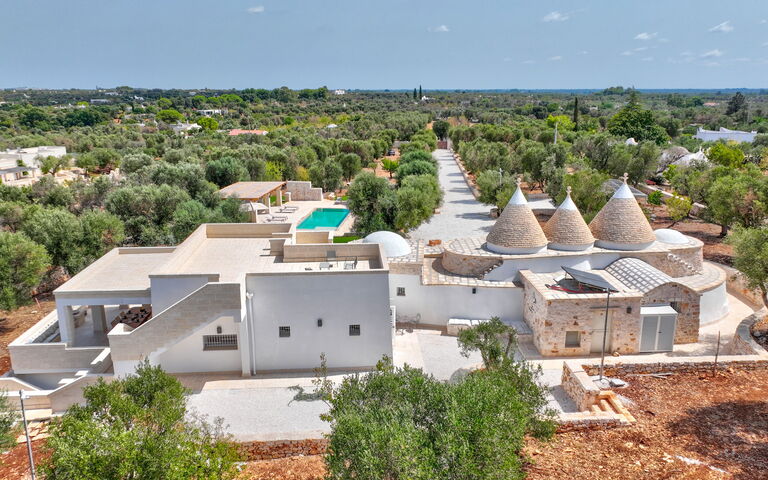 Trulli di Luccio: Keer bekeken, zwembad