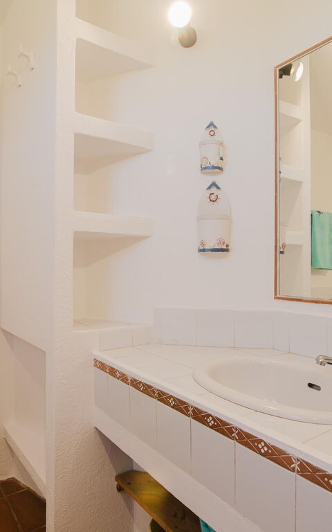 Villa Cala Serena: Badkamer