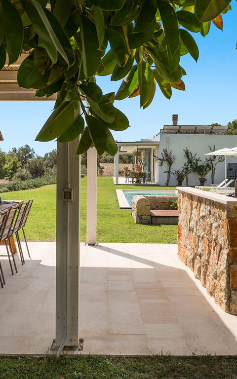 Villa Petite Afrique: Balkon / terras / patio, Buitenkanten, Buitenshuis