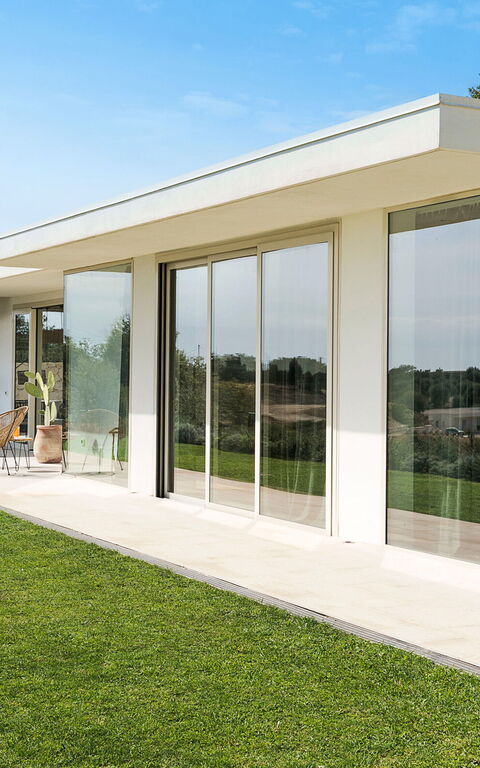 Villa Petite Afrique: Buitenkanten, Buitenshuis, Tuin