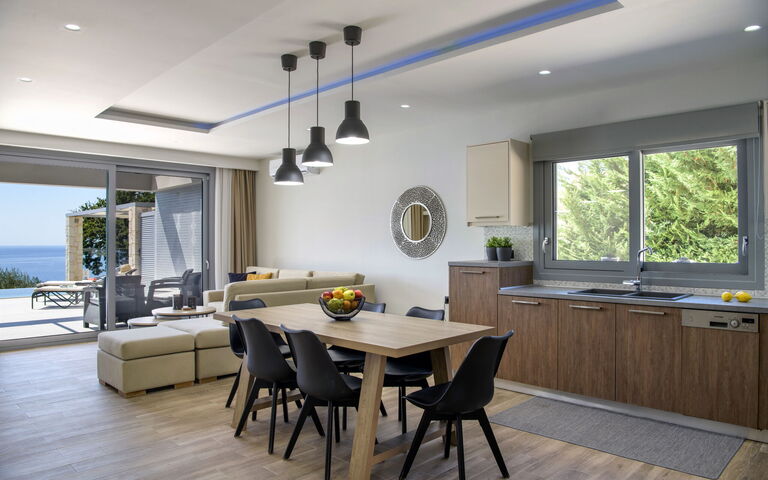 Villa Alkyoni: Keuken, Lunchroom