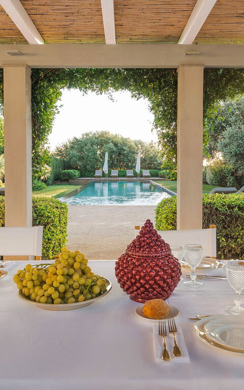 Domus Olivae: Balkon / terras / patio, Buitenkanten, Buitenshuis