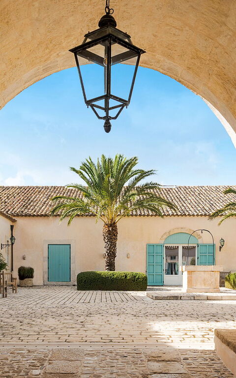 Domus Olivae: Balkon / terras / patio, Buitenkanten, Buitenshuis