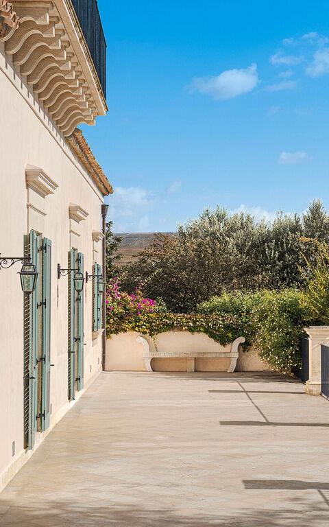 Domus Olivae: Balkon / terras / patio, Buitenkanten, Buitenshuis, Keer bekeken