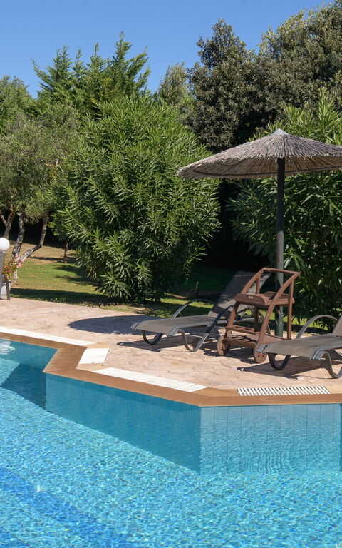 Villa Melitti: Buitenkanten, Buitenshuis, Tuin, zwembad