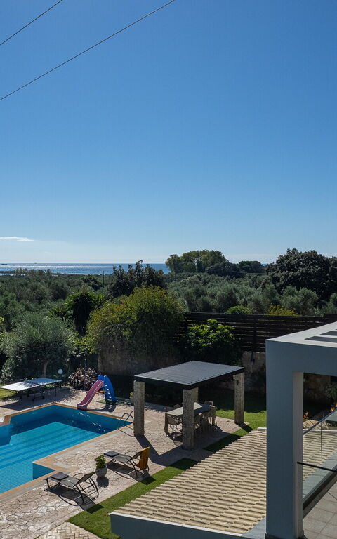 Villa Melitti: Buitenkanten, Buitenshuis, Tuin, zwembad