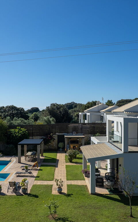 Villa Melitti: Buitenkanten, Buitenshuis, Tuin, zwembad