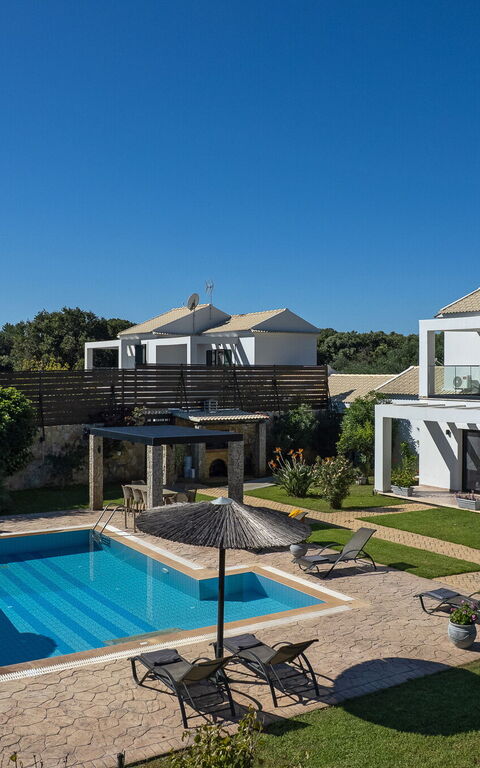 Villa Melitti: Buitenkanten, Buitenshuis, Tuin, zwembad