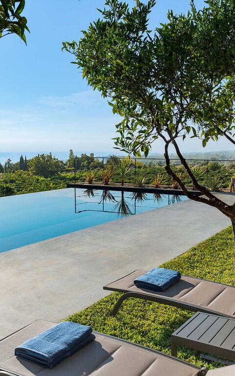 Villa Agrume: Buitenkanten, Buitenshuis, Tuin