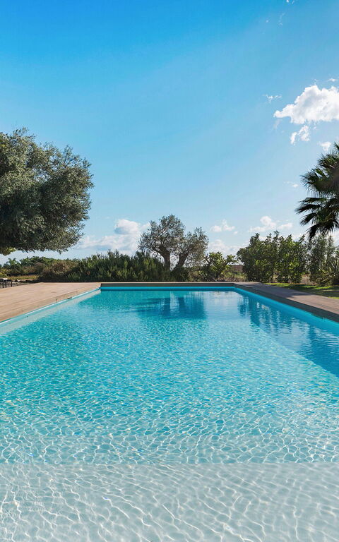 Muna Retreat: Buitenkanten, Buitenshuis, zwembad