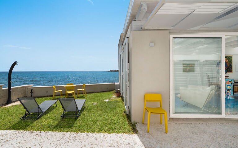 Montalbano Suite: Buitenkanten, Buitenshuis, Keer bekeken