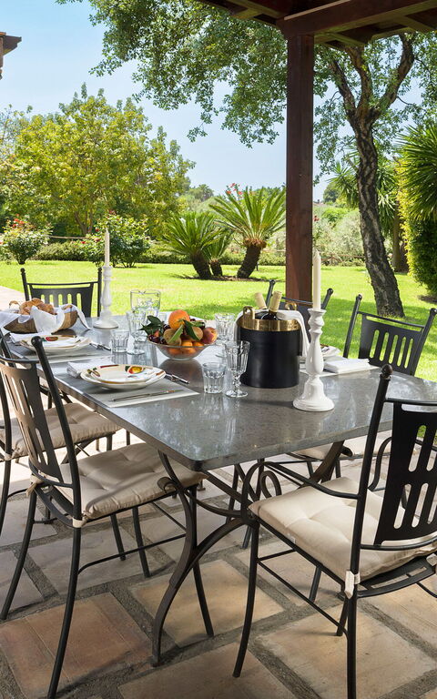 Villa Saracina: Balkon / terras / patio, Buitenkanten, Buitenshuis