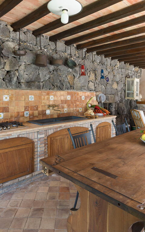 Villa Saracina: Keuken, Lunchroom