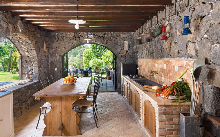 Villa Saracina: Keuken, Lunchroom