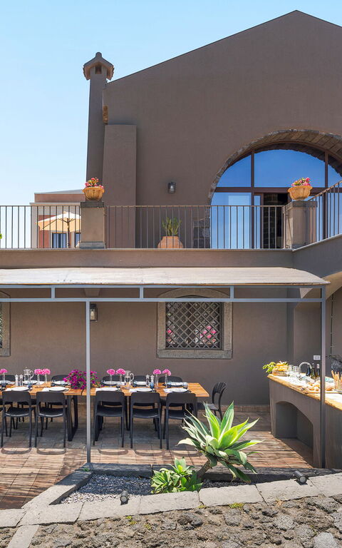 Villa Continella: Balkon / terras / patio, Buitenkanten, Buitenshuis