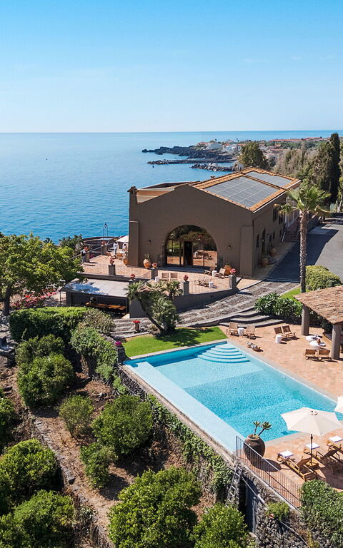 Villa Continella: Keer bekeken, Tuin, zwembad