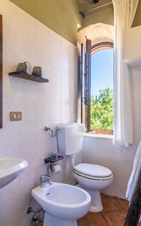 Podere Peteglia: Badkamer