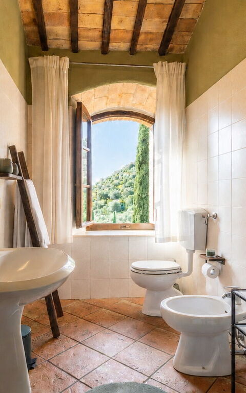 Podere Peteglia: Badkamer
