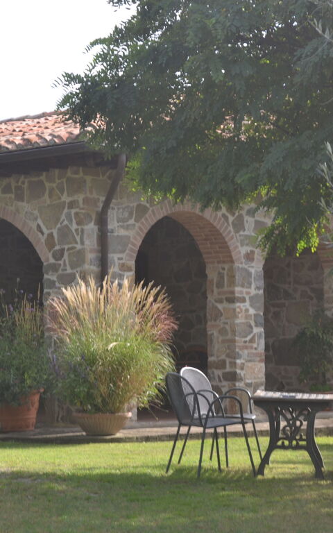 Podere Peteglia: Buitenkanten, Buitenshuis, Tuin