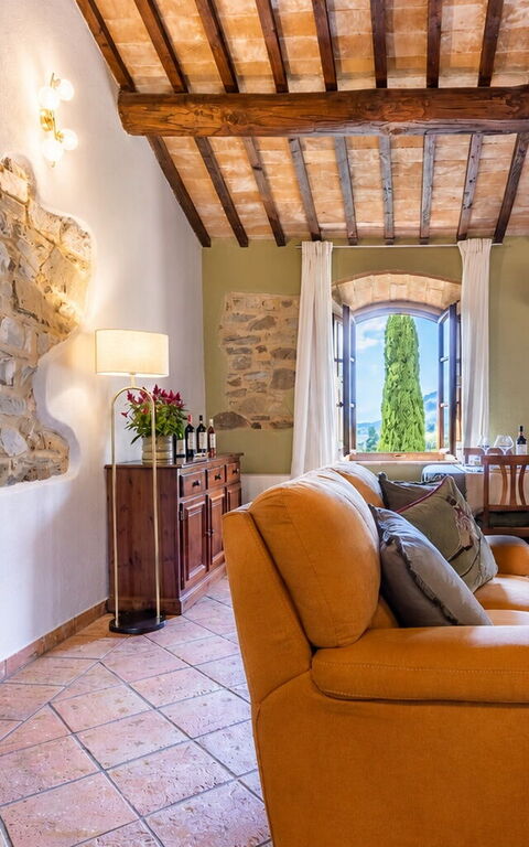 Podere Peteglia: Woonkamer