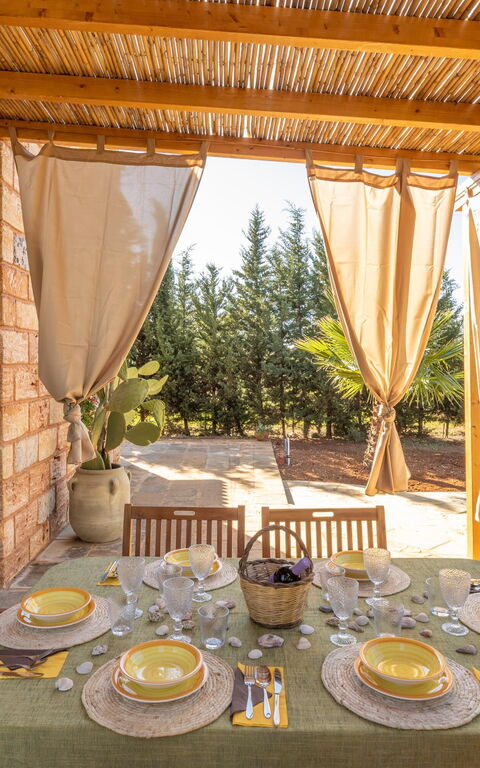 Villa Renedda: Balkon / terras / patio