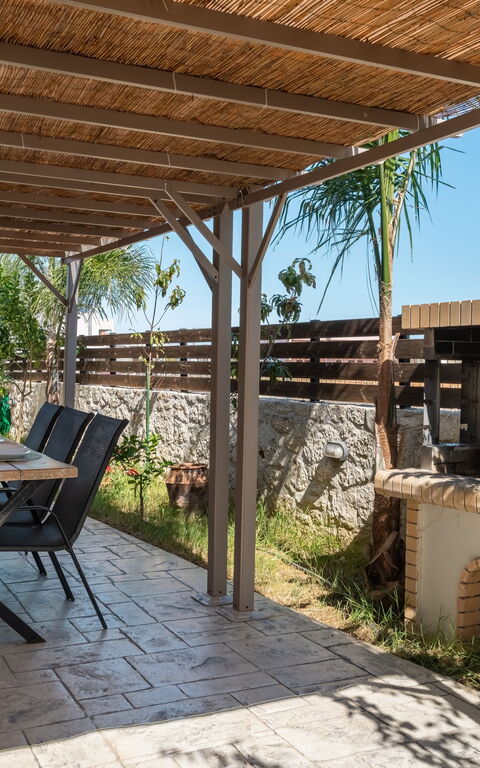 Villa Olympia: Balkon / terras / patio, Buitenkanten, Buitenshuis