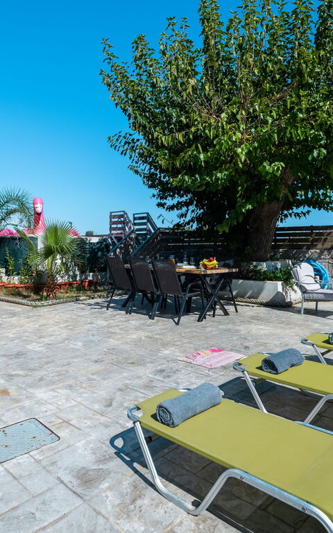 Villa Olympia: Balkon / terras / patio, Buitenkanten, Buitenshuis