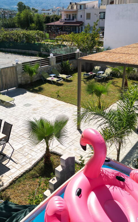 Villa Olympia: Buitenkanten, Buitenshuis, Keer bekeken