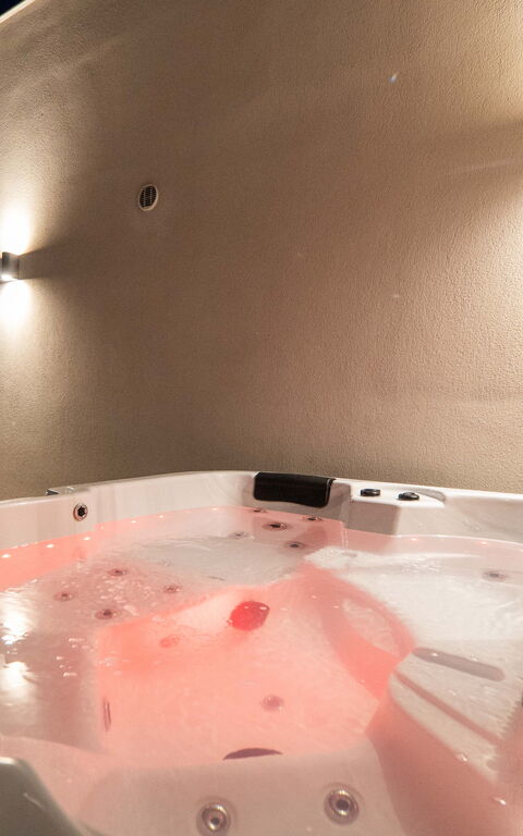 Villa Vasilissa: Buitenkanten, Buitenshuis, Welzijn