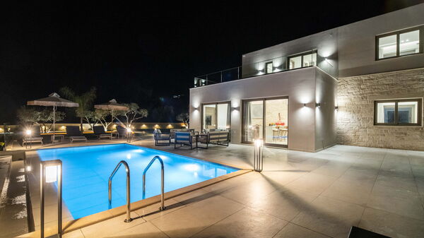 Villa Vasilissa: zwembad