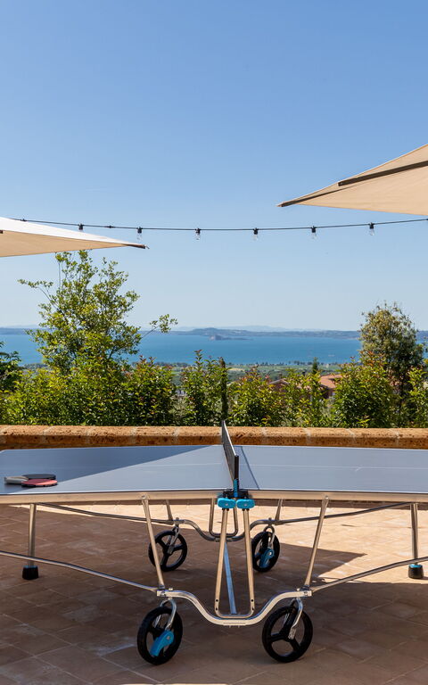 Tenuta Poggio Guiano: Balkon / terras / patio, Buitenkanten, Buitenshuis, Keer bekeken