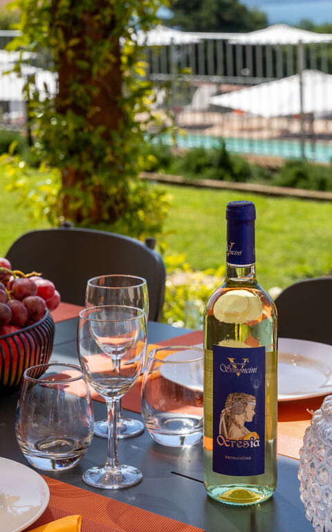Tenuta Poggio Guiano: Balkon / terras / patio, Buitenkanten, Buitenshuis, Tuin