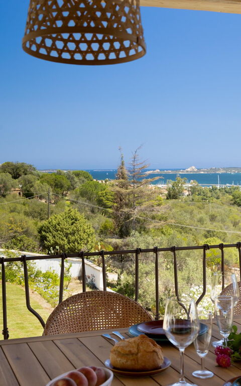 Villa Zephyros: Buitenkanten, Buitenshuis, Keer bekeken