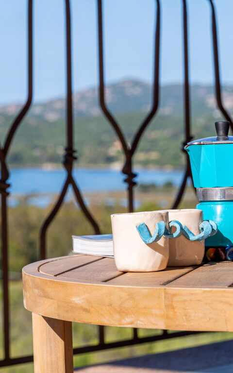 Villa Zephyros: Balkon / terras / patio, Buitenkanten, Buitenshuis, Keer bekeken