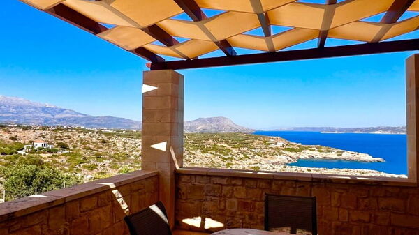 Villa Pi: Balkon / terras / patio, Buitenkanten, Buitenshuis, Keer bekeken